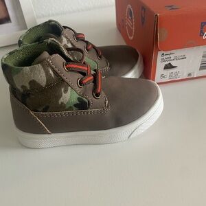 Oompies Boots Camo Size 5C Baby Boy Toddler